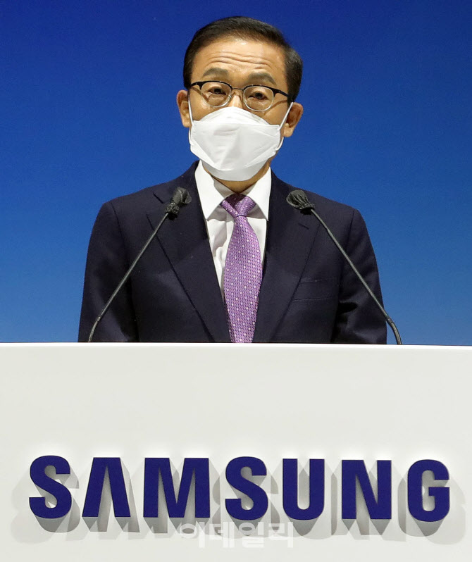 인사말하는 권영수  LG 부회장                                                                                                                                    ...