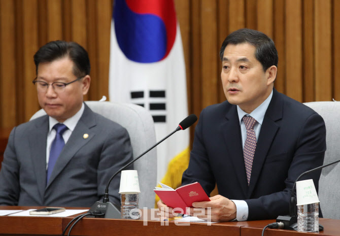 질문에 답하는 유국희후쿠시마 오염수 시찰단장                                                                                                                              ...