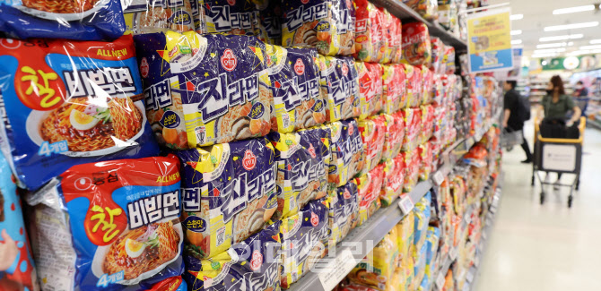 '공인중개사 휴폐업 증가'                                                                                                                                        ...