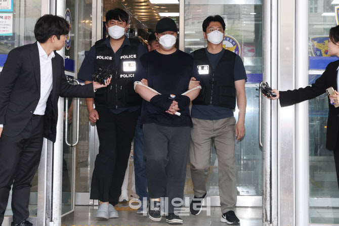 강북서에서 나오는 '미아동 흉기난동' 김성진                                                                                                                              ...