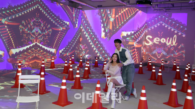 시선 사로잡는 '2025 딜라이트 서울'                                                                                                                                ...