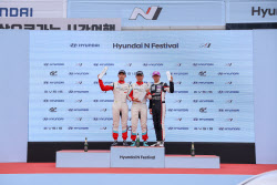 금호 SL모터스포츠팀, 현대 N페스티벌 2R서 1·2위