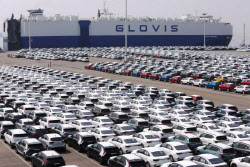 ‘역대급 추석연휴’에 5개 완성차 내수 '주춤'…기아·KGM 수출 '선방'