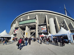 WRC 트리플 크라운…토요타, 안방서 '재팬 프라이드' 알렸다