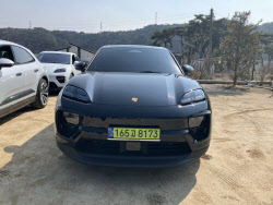 포르쉐, 작년 글로벌 판매량 10% 급감…전동화 전환은 성공적