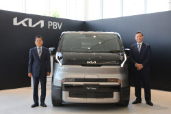 기아, PV5 앞세워 일본 EV 밴 시장 본격 공략