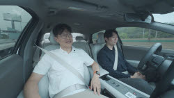 현대 자율주행차 직접 탄 박민우 사장…