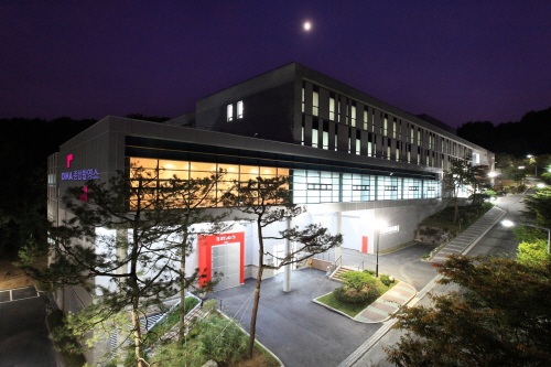 상상 그 이상의 스튜디오… 동아방송예술대학교 DIMA종합촬영소