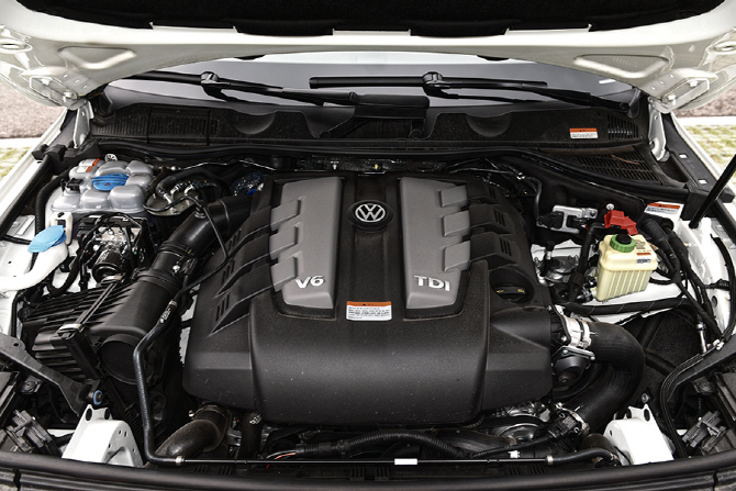 폭스바겐 더 뉴 투아렉 V6 3.0 TDI 블루모션 익스클루시브 에디션 시승기 - 풀사이즈 SUV 신뢰의 아이콘...