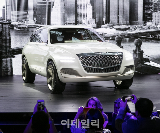 제네시스, 수소 SUV 콘셉트카 ‘GV80’ 세계 최초 공개