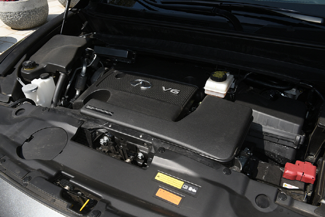 인피니티 QX60 V6 시승기 - 우아한 자태 속 감춰진 인피니티의 드라이빙