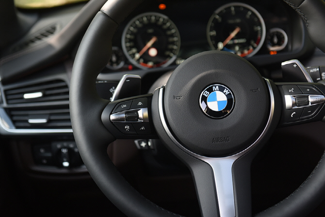 [시승기] BMW X5 M50d xDrive - ‘그럼에도 불구하고 BMW`