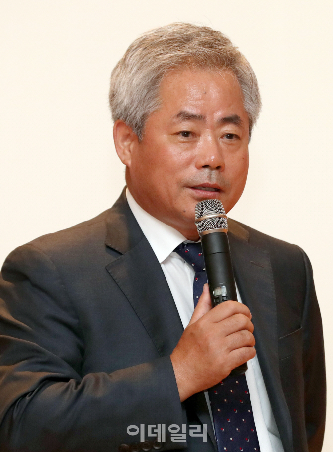PS17102700705.jpg
