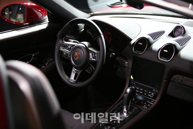 포르쉐 더 뉴 718 GTS, '드라이빙 유혹'