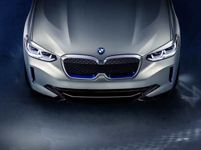 BMW 'iX3 컨셉트', 첫 전기 SUV