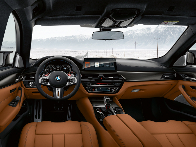 BMW 'M5 컴페티션', 최고속도 249km/h
