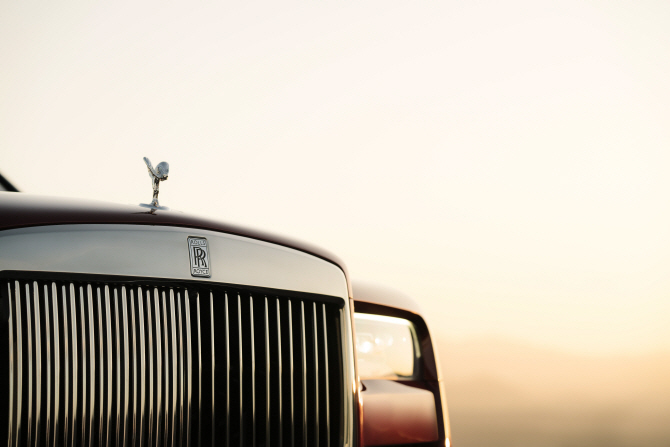 롤스로이스, 브랜드 최초의 SUV `컬리넌` 베일 벗다