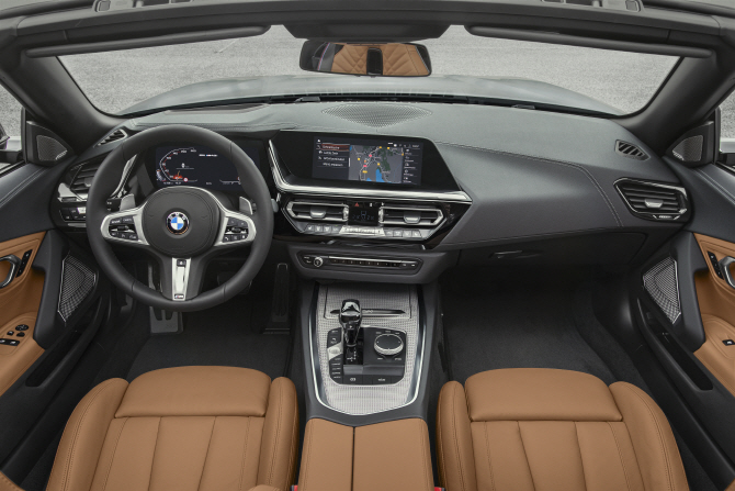 BMW `Z4`