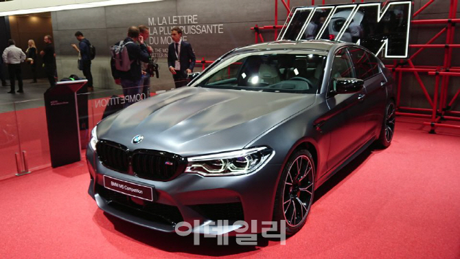 [사진으로 보는 파리모터쇼]BMW M5 컴페티션