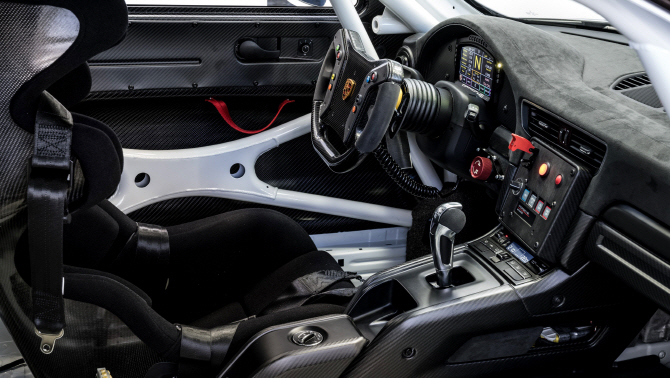 포르쉐, 700마력의 `911 GT2 RS 클럽스포츠`…LA오토쇼서 첫 공개