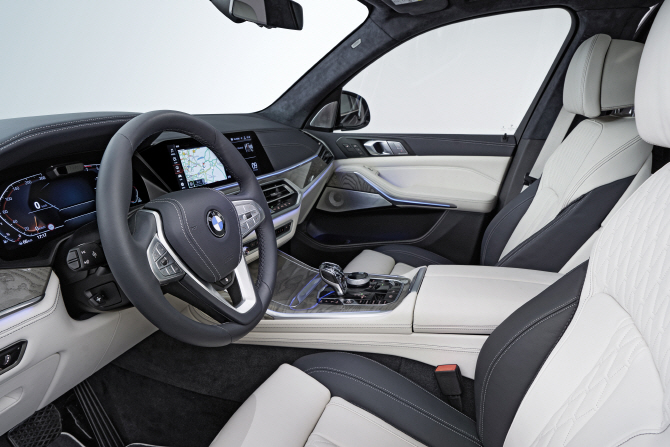 BMW '뉴 X7', 디젤 엔진 2종 택1