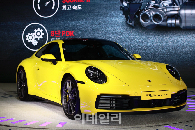 포르쉐, '서울 모터쇼'에서 '911 카레라 4S' 공개