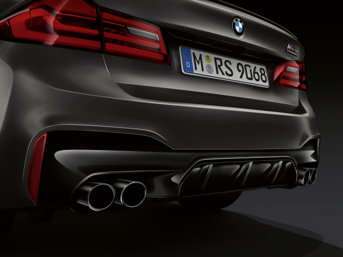 BMW '2020 M5 에디션', 최고속도 304km/h