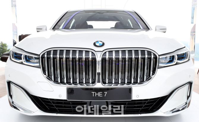 BMW 뉴7 시리즈, '럭셔리 세단의 앞모습'