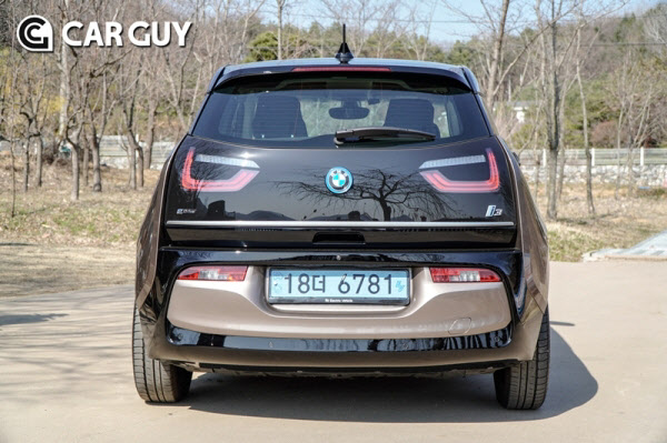 [시승기]독일식 아방가르드 BMW i3..단종은 아깝다