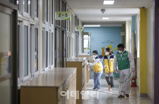 초중고 178만명 등교 앞두고 전국 534개교 ‘등교 중지’