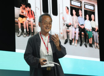 “60세 정년 없애자…과감한 인구대책 필요”(종합)