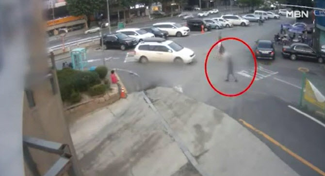 서울역 이어 또…길 한복판서 갑자기 두 여성에 ‘묻지마 폭행’