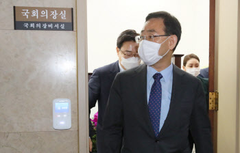 주호영 "강제 상임위 배정 사상 처음..일당 독재"