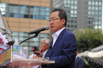 홍준표 "답답·억울하다...北 폭파에 왜 입 꽉 다무나"