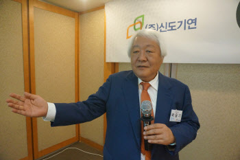 신도기연 "OLED 후공정 기술력으로 시장 선도하겠다"
