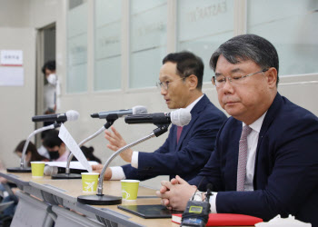 최종구 이스타항공 사장 “제주항공, 인수 약속 이행하라” 압박