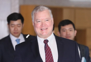 비건, 오늘 오후 방한…8일 강경화 이도훈 연쇄 면담 예정