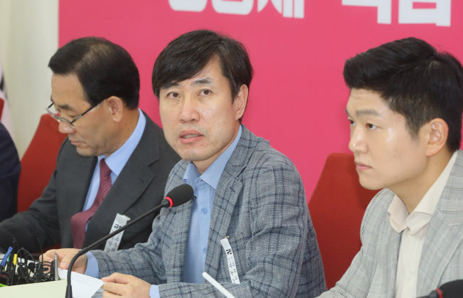 하태경 "박지원 국정원장 내정자, 청문회 전 반성문부터"