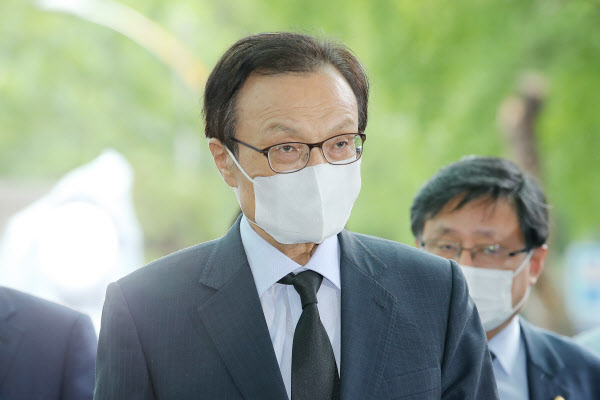 이해찬 "최소한 장례 기간엔 추모해달라"