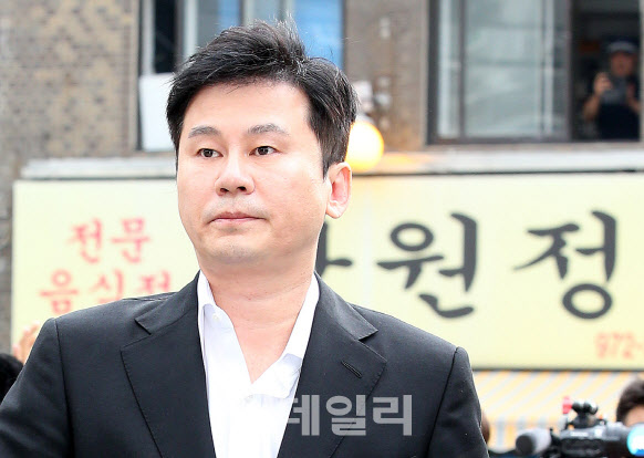 '수억원대 원정도박 혐의' 양현석 정식재판 行