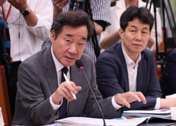 이낙연 "볼턴 회고록, 수많은 오류와 의도적 날조"