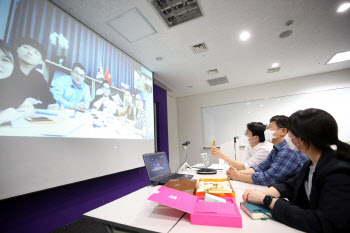 “신남방 수출 지원”… 코엑스, 온·오프 융합 전시회 솔루션 제공