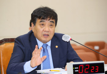 한상혁 "검언유착 보도 직전 통화? 허위사실…통화내용도 관련 없어"