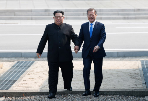 한미연합훈련에도 北 침묵…文 광복절 메시지 분수령