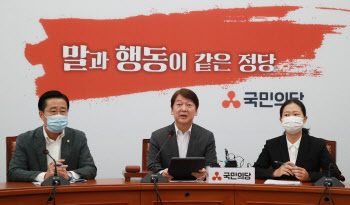 ‘광복절 연휴’ 반납…수해 현장 달려간 국민의당