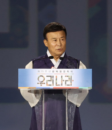 “이승만 친일파·백선엽 사형감” 김원웅 논란에 與野 공방격화(종합)