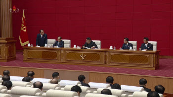 北 김정은, 군부 힘빼고 당 통제 강화…'선당정치' 가속화