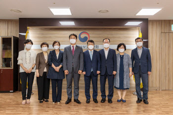 개인정보보호위, 분쟁조정위원장에 김일환 성균관대 교수 위촉