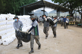 [2021예산안]軍 장병 이발비 月1만원, 병 봉급 12.5%↑