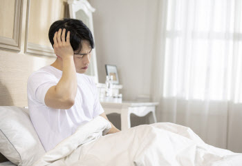누구나 경험한다는 '지끈지끈' 편두통... 방치하면 뇌기능 이상